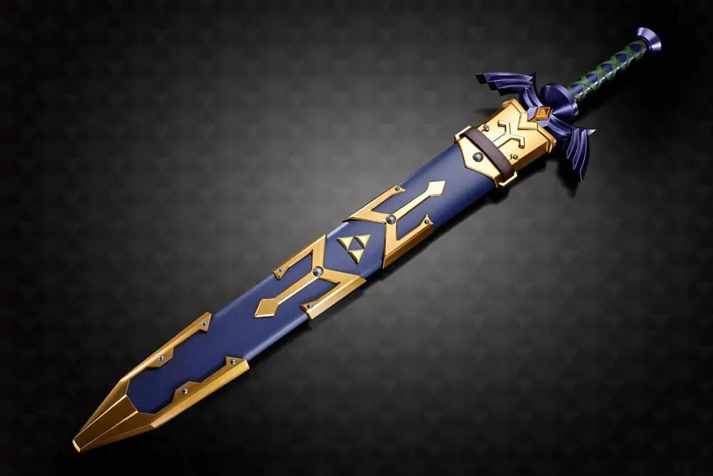 The Legend of Zelda Master Sword replica Proplica, 105 cm, blue blade with gold accents, Bandai collectible sword