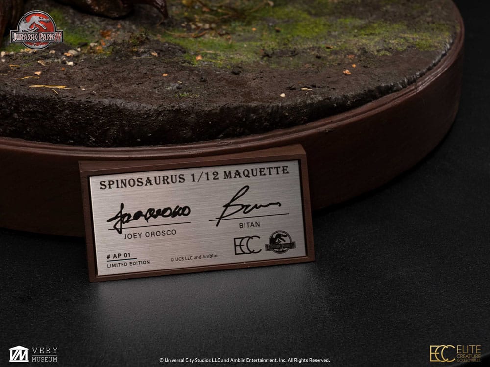 Parque Jurásico III Maqueta 1/12 Spinosaurus 56 cm