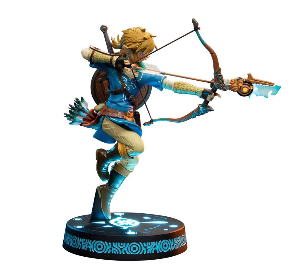 Link PVC statue from The Legend of Zelda: Breath of the Wild, 25 cm, archer pose on glowing base by FIRST 4 FIGURES.