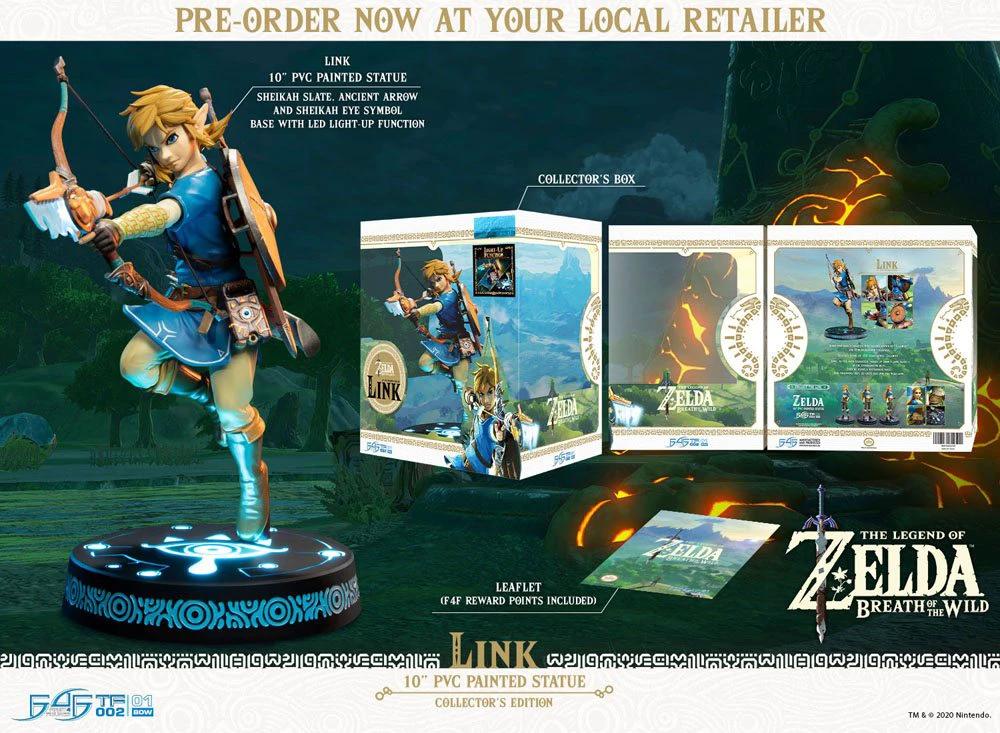Link PVC statue from The Legend of Zelda: Breath of the Wild, 25 cm by FIRST 4 FIGURES, blue tunic with bow.
