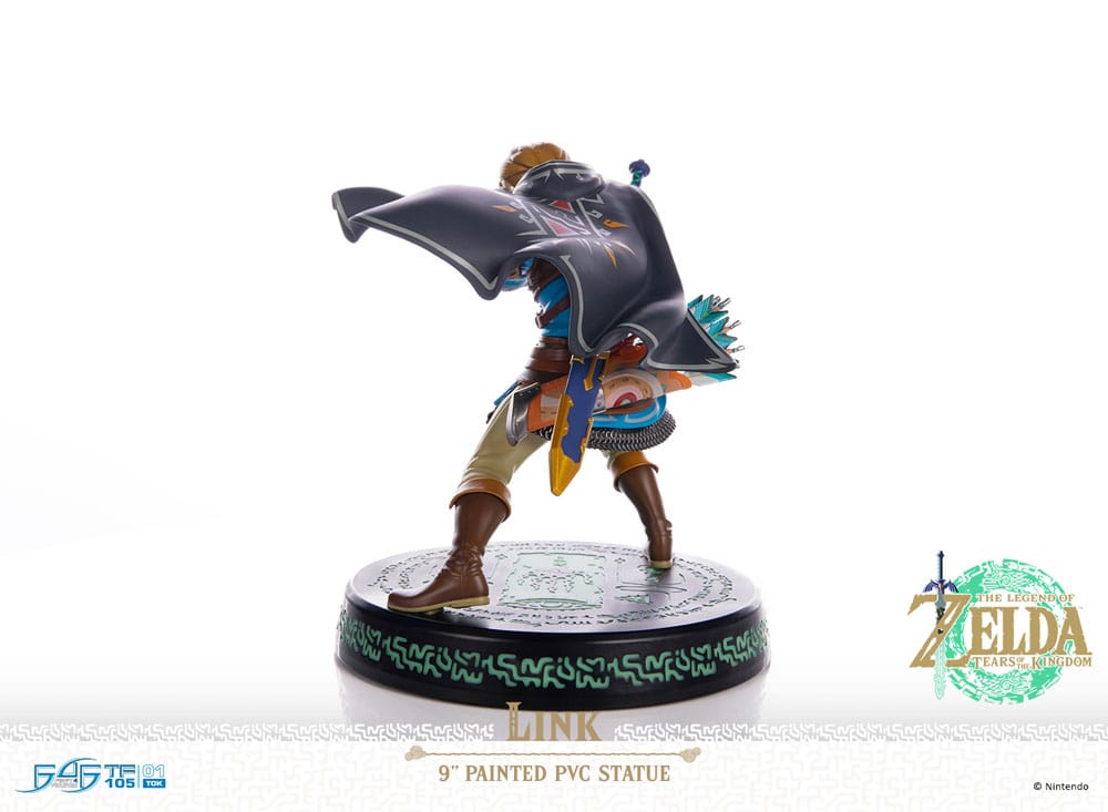The Legend of Zelda: Tears of the Kingdom Estatua PVC Link 18 cm