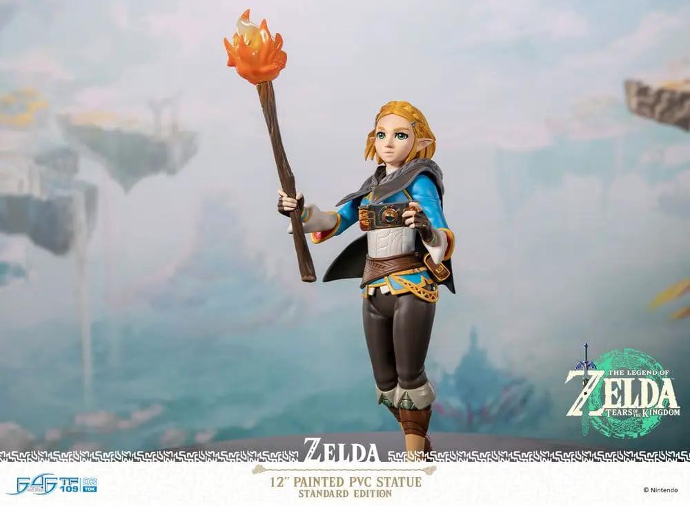 Figura PVC Zelda 31 cm de The Legend of Zelda: Tears of the Kingdom, con antorcha.
