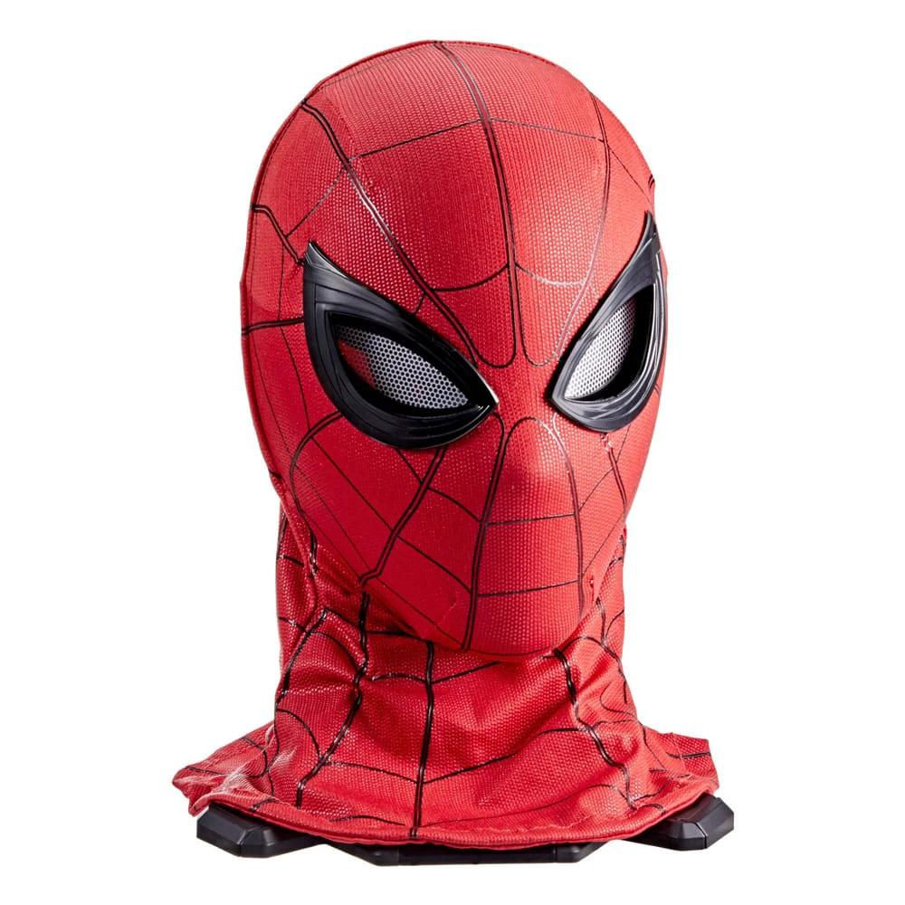 Máscara electrónica expresiva de Spider-Man: Homecoming, roja con diseño de telaraña y ojos negros.