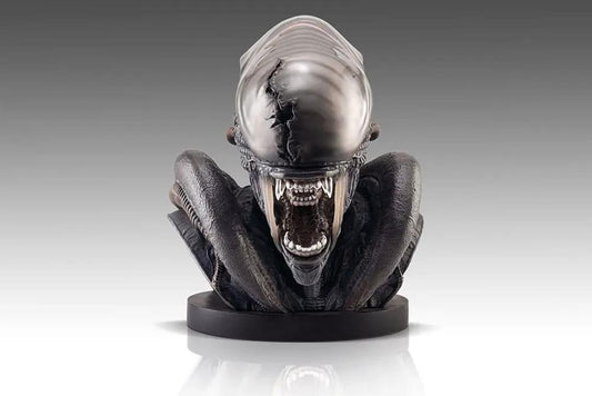 Alien Romulus 1:1 Xenomorph bust, 53 cm tall, on circular display base