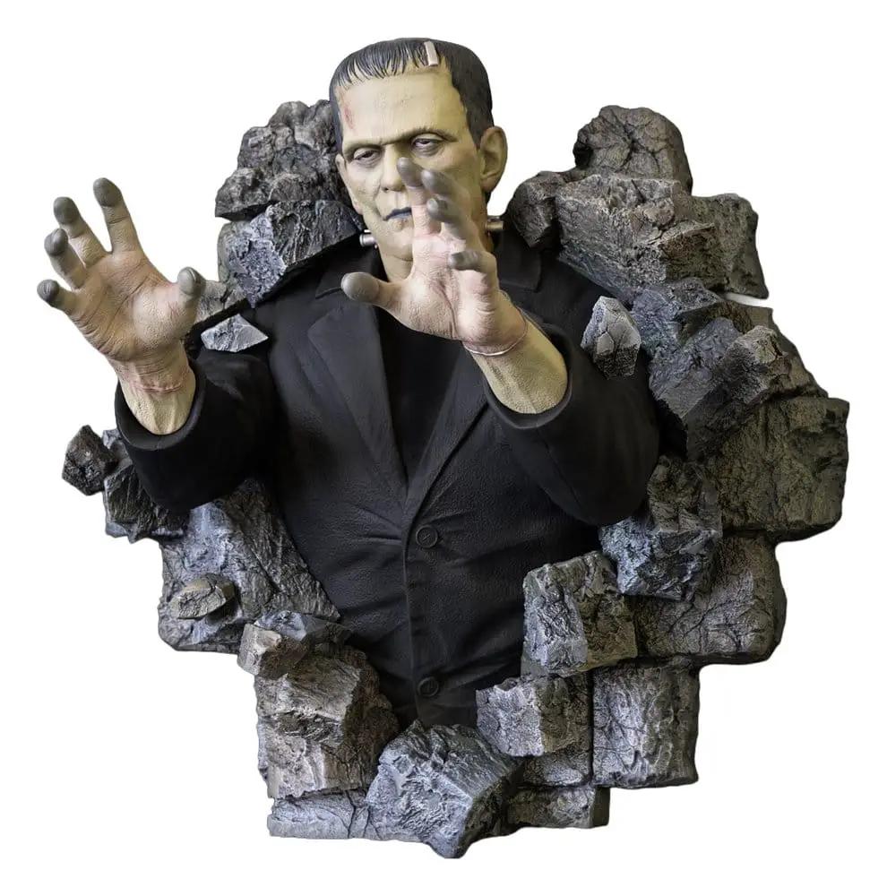 Frankenstein escultura de pared 1/1: Boris Karloff como el monstruo emergiendo entre rocas