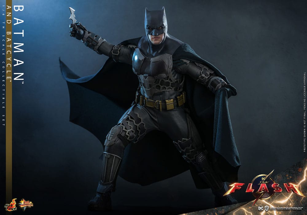 The Flash Figura con Vehículo Movie Masterpiece 1/6 Batman & Batcycle Set 30 cm