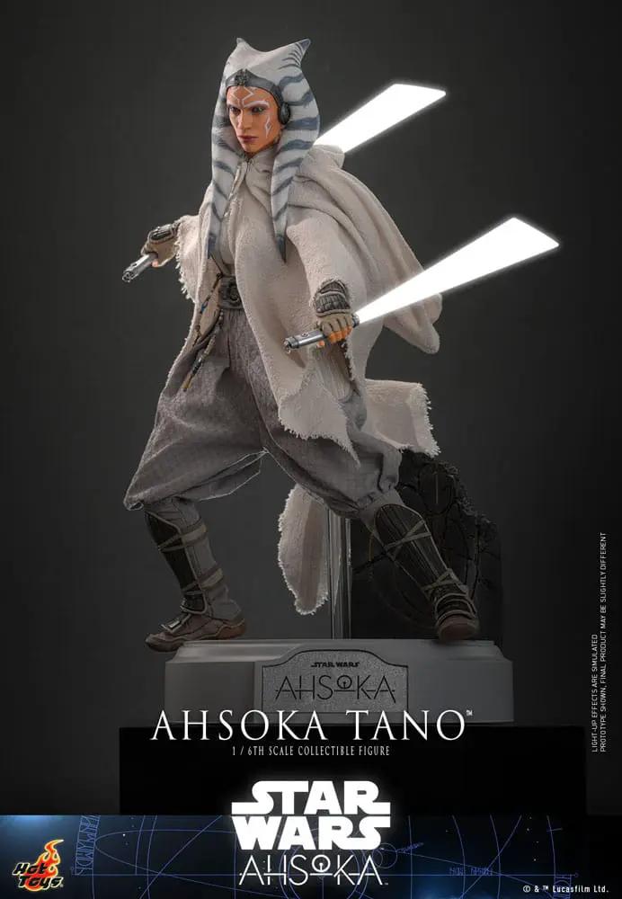 Figura de acción Star Wars Ahsoka Tano 1/6 de HOT TOYS, 28 cm, con capa beige y dos sables de luz blancos.