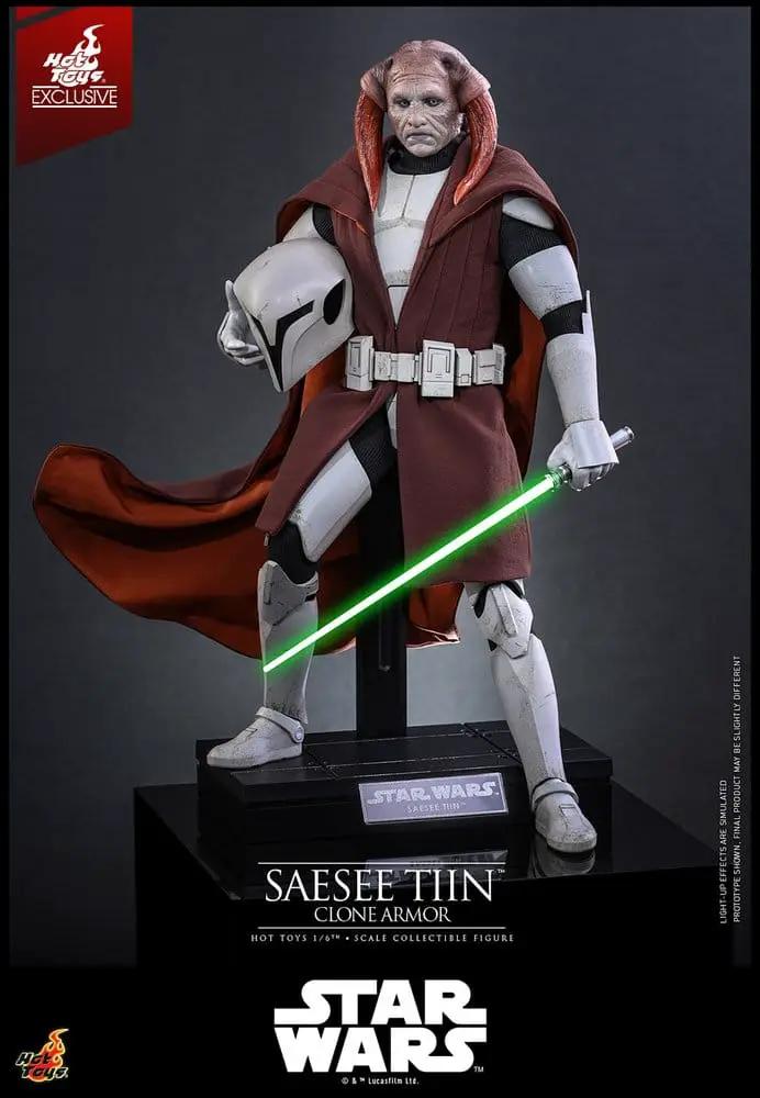 Saesee Tiin Clone Armor 1/6 figure by HOT TOYS with green lightsaber, exclusive