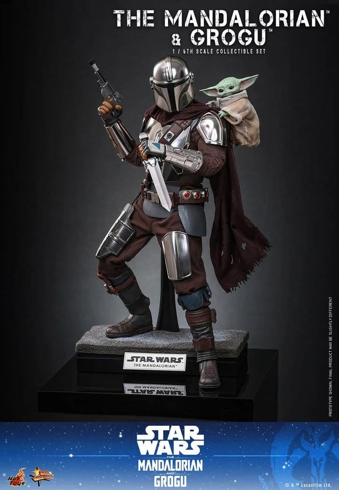 Star Wars Mandalorian & Grogu 1/6 scale two-figure set by Hot Toys, armored Mandalorian with Grogu (31 cm)