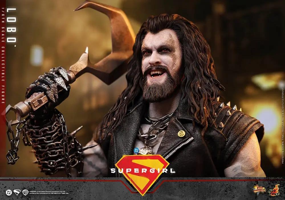Hot Toys DC Comics Lobo 1/6 scale action figure, 33 cm, with leather jacket and chained weapon.