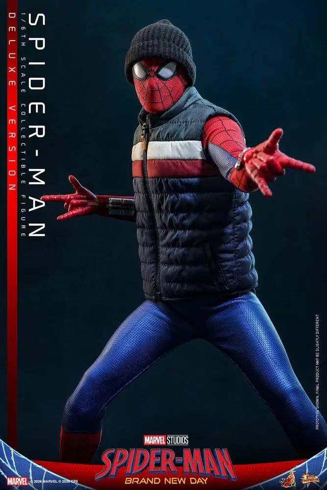 Figura de acción Spider-Man 1/6 (29 cm) HOT TOYS, edición Deluxe, Spider-Man con chaqueta acolchada y gorro negro