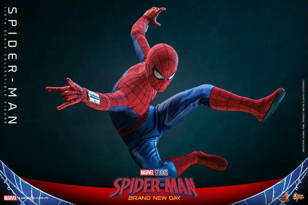 Figura de acción Spider-Man 1/6 de HOT TOYS, Brand New Day, 29 cm, en pose dinámica.