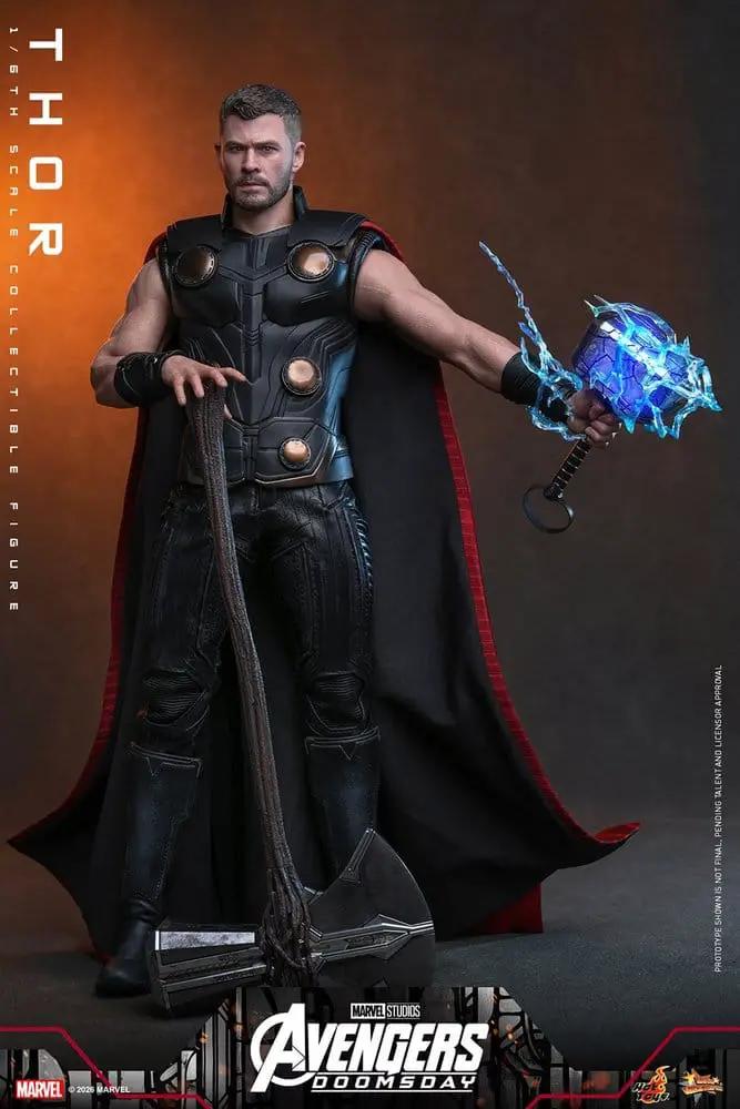 Figura de acción 1/6 Thor de HOT TOYS, Avengers Doomsday, 32 cm, con capa negra y martillo de energía azul