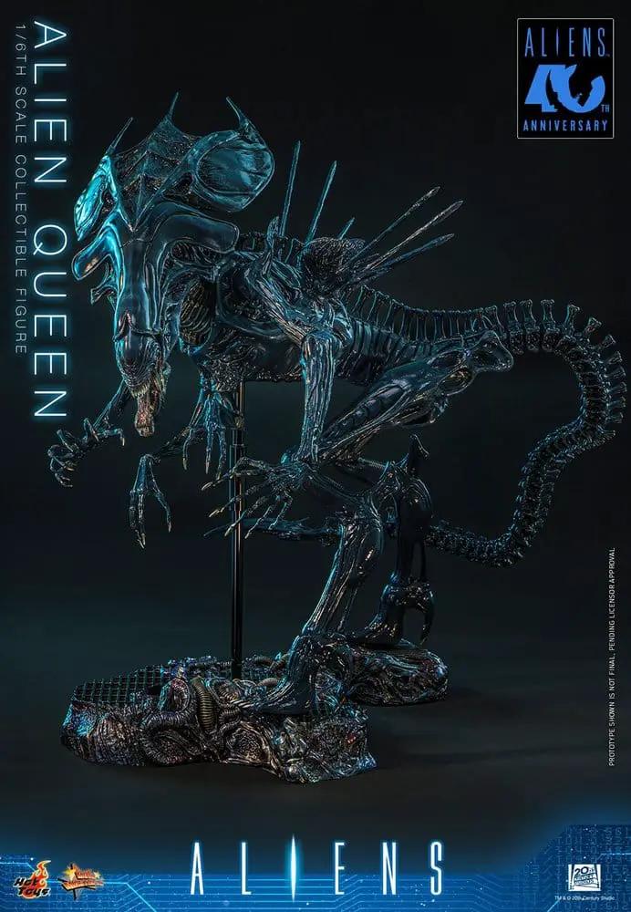 Alien Queen figura 1/6, HOT TOYS, azul translúcida con base detallada