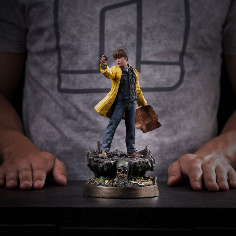 Los Goonies Estatua 1/10 Art Scale Mikey Walsh (40th anniversary) 21 cm