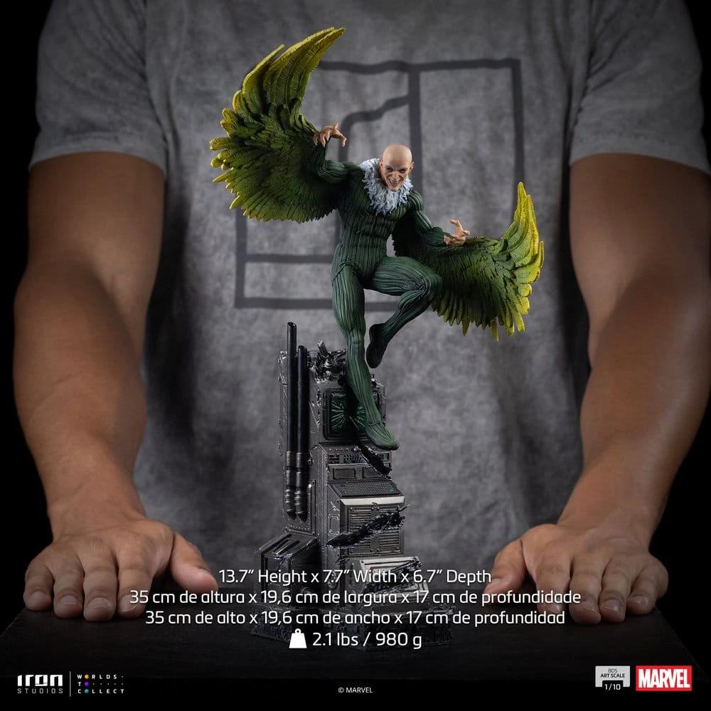 Vulture statue from Marvel by Iron Studios, 1/10 BDS Art Scale on diorama base, wings spread, 35 cm