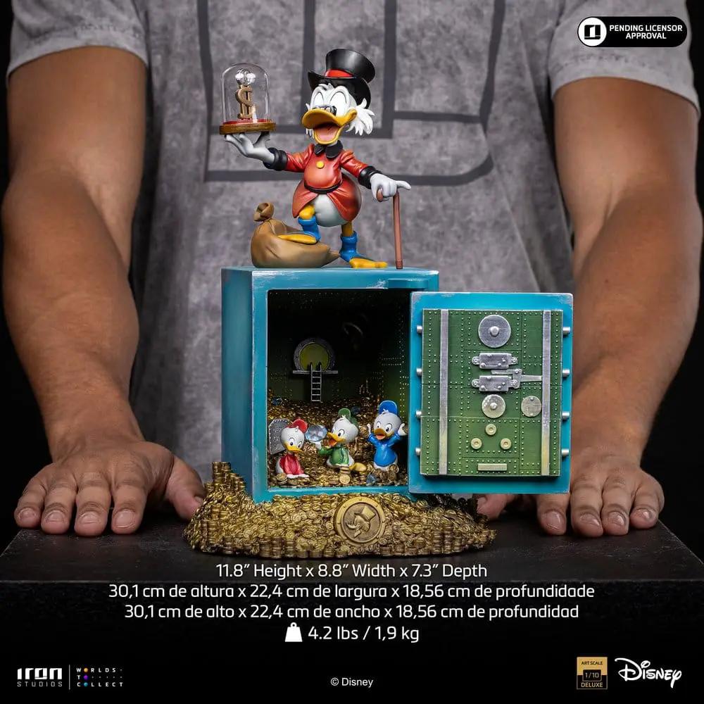 IRON STUDIOS Duck Tales 1/10 statue: Uncle Scrooge McDuck with 3 nephews, 30 cm tall, blue safe display.