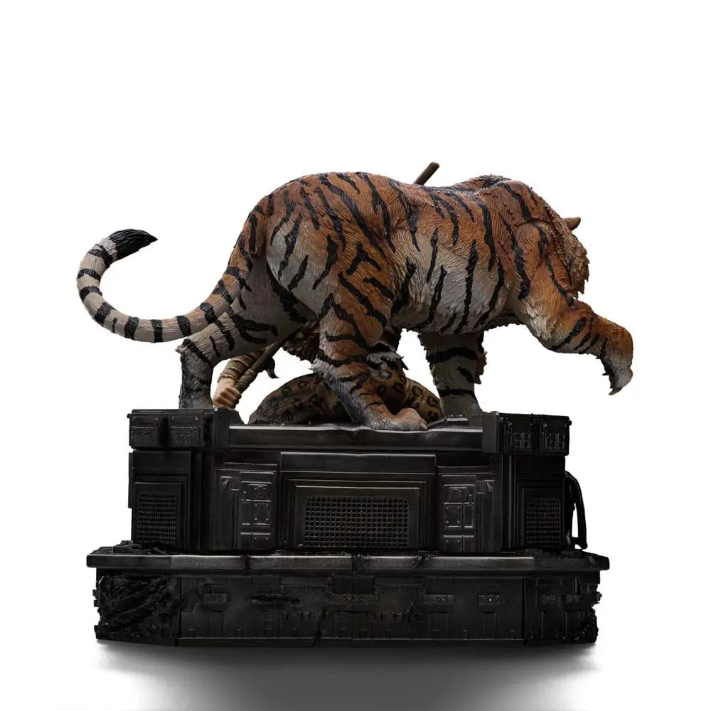 Spider-Man vs. Villains Kraven diorama statue, 1/10 scale, 22 cm on black display base