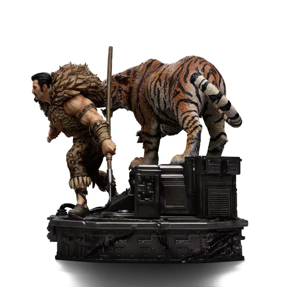 Spider-Man vs. Villains Kraven diorama statue with tiger, 1/10 scale, Iron Studios