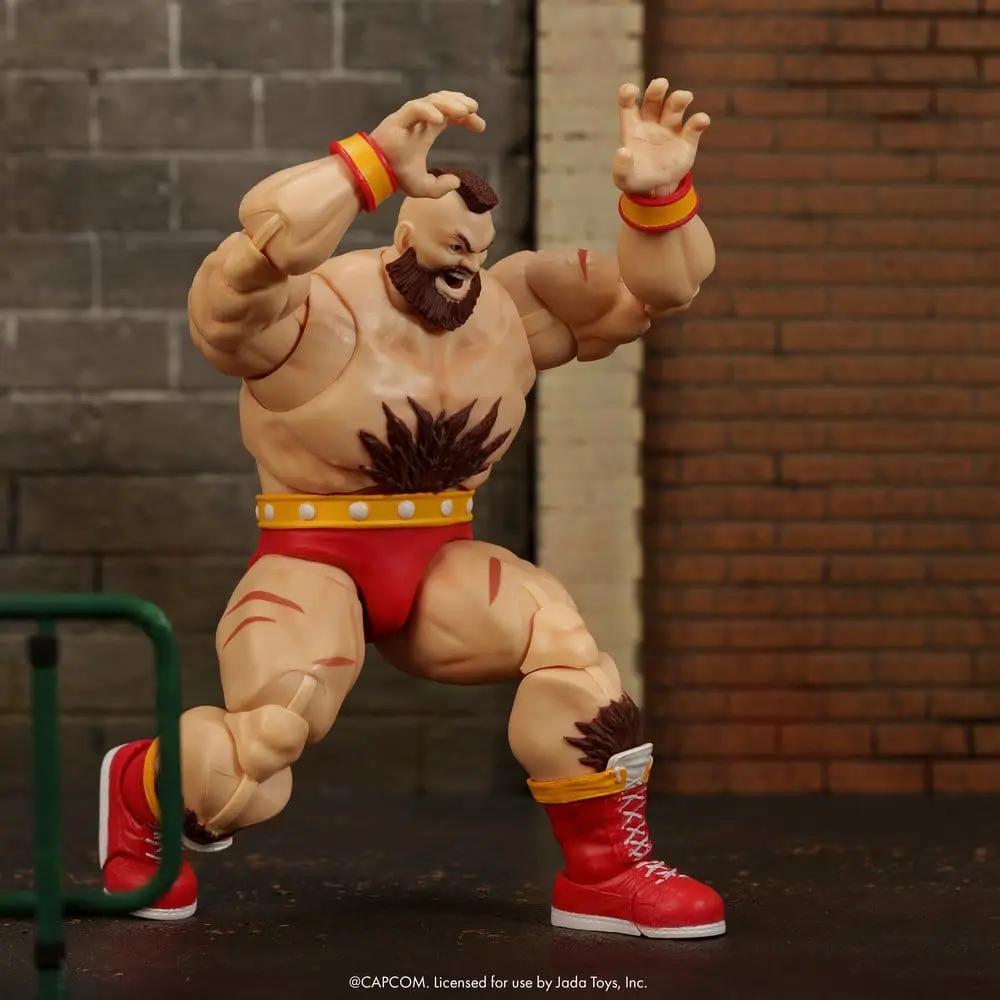Figura de acción Zangief 1/12 de Jada Toys, Ultra Street Fighter II, 18 cm, con trunks rojos y botas rojas, en pose de lucha.