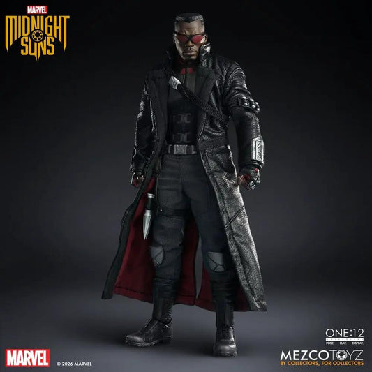 Figura de acción Blade One:12 Collective de MEZCO TOYS, 17 cm, Marvel con abrigo negro y interior rojo.