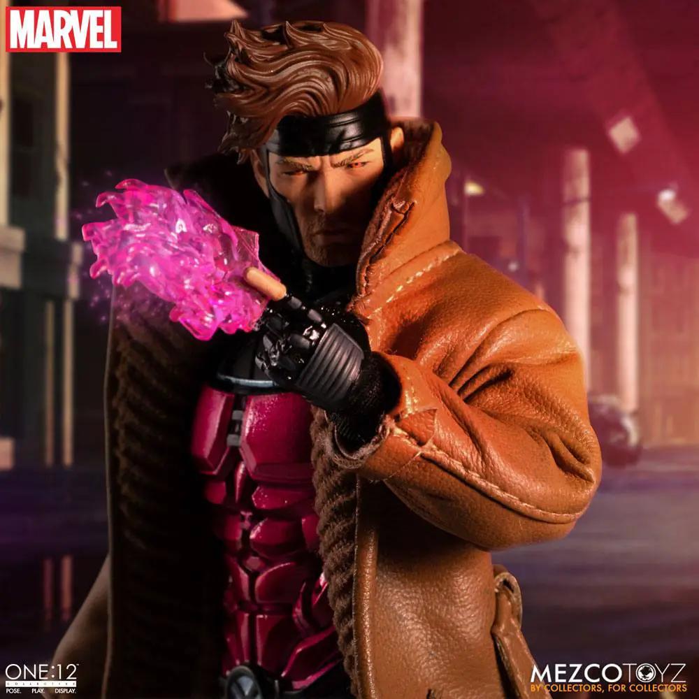 Figura de acción Gambit 1/12, Marvel, 17 cm, MEZCO TOYS, abrigo marrón y energía rosa