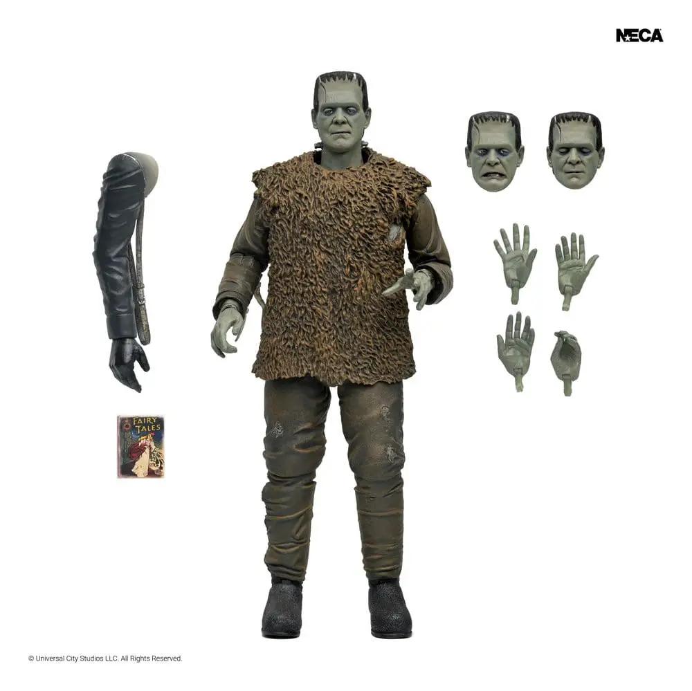 Figura de acción Son of Frankenstein de NECA Ultimate, 18 cm, con cabezas y manos intercambiables y chaqueta de pelo marrón.