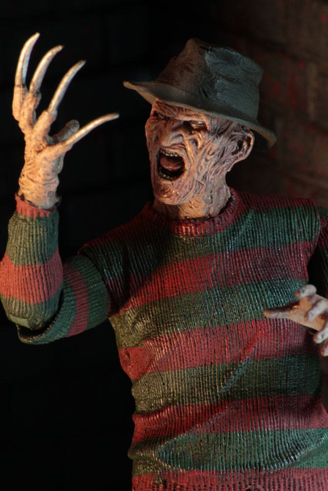 Pesadilla en Elm Street 2 Figura Ultimate Freddy 18 cm
