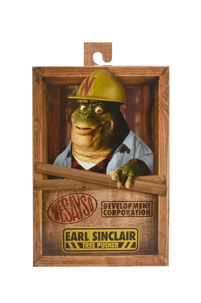 Earl Sinclair Wesayso figure in wooden crate packaging, 18 cm tall