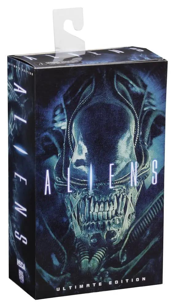 Aliens Ultimate Figura Warrior action figure packaging by NECA in blue with xenomorph skull artwork