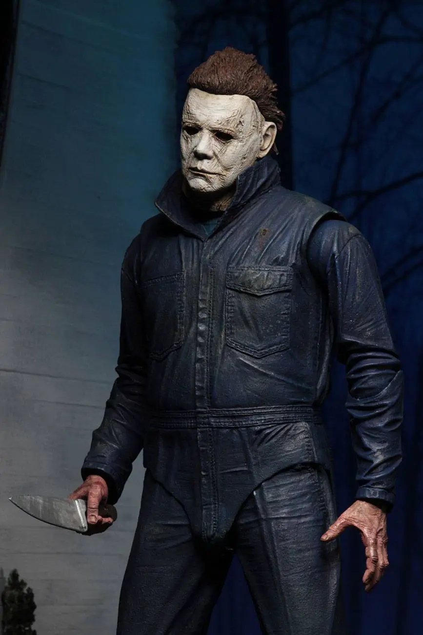 Figura de acción NECA Michael Myers Ultimate Halloween 2018, 18 cm, con cuchillo y traje azul oscuro.
