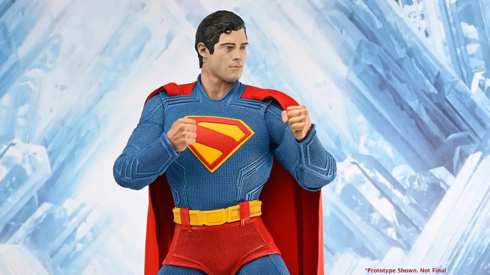 NECA Superman 1/4 scale action figure, 45 cm, blue suit with red cape and yellow S-shield