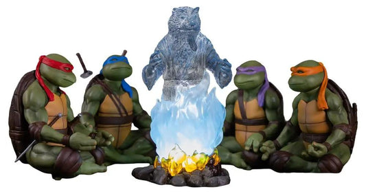 Figura Tortugas Ninja Movie Moments Mini diorama Splinter's Spirit 36 cm con cuatro tortugas alrededor de una fogata