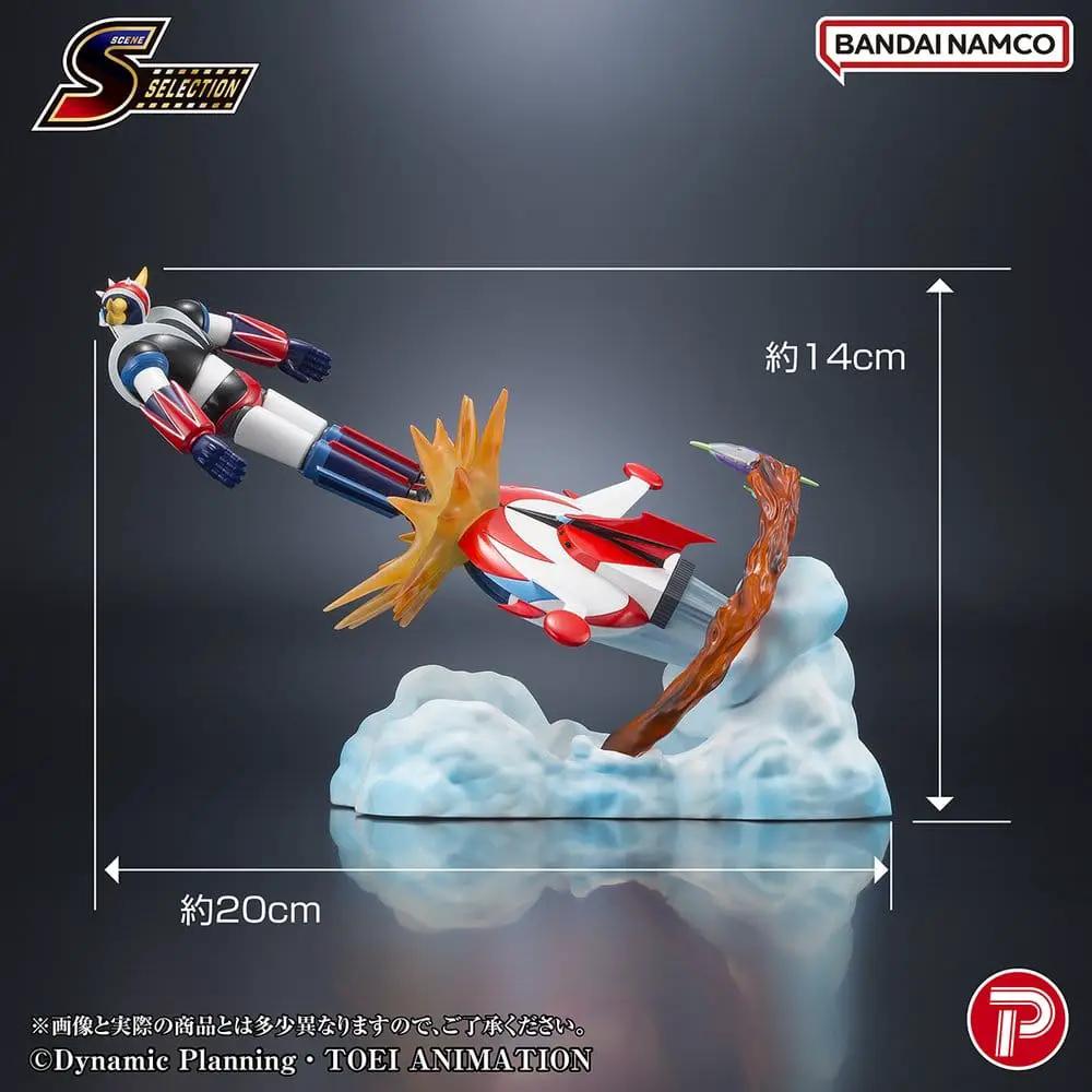 Grendizer Scene Selection PVC figure, 14 cm tall, dynamic battle pose with snow-blue base; Bandai Namco logo visible.