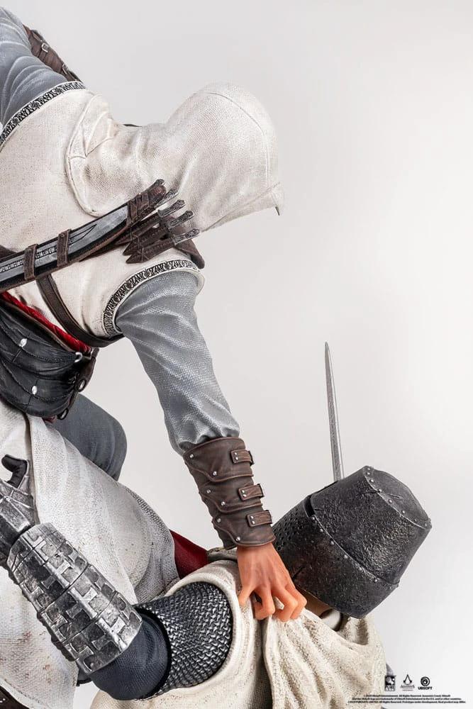 Assassin's Creed Estatua 1/6 Hunt for the Nine diorama by Pure Arts, white hooded scale figure with leather armor and helmet