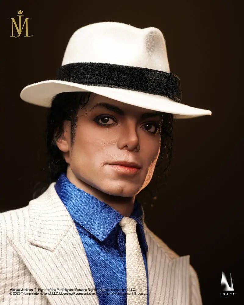 Figura de acción 1/6, 34 cm, QUEEN STUDIOS, con sombrero blanco y traje azul a rayas