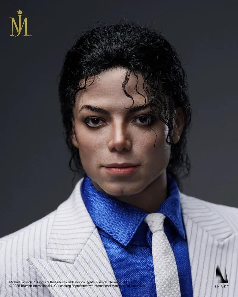 Figura de acción Michael Jackson 1/6, 34 cm, traje blanco a rayas con camisa azul y corbata crema