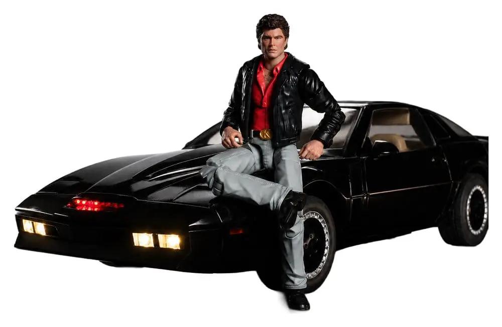 Figura de acción Knight Rider 1/12: Michael Knight con coche K.I.T.T. negro, RAMEN TOY.