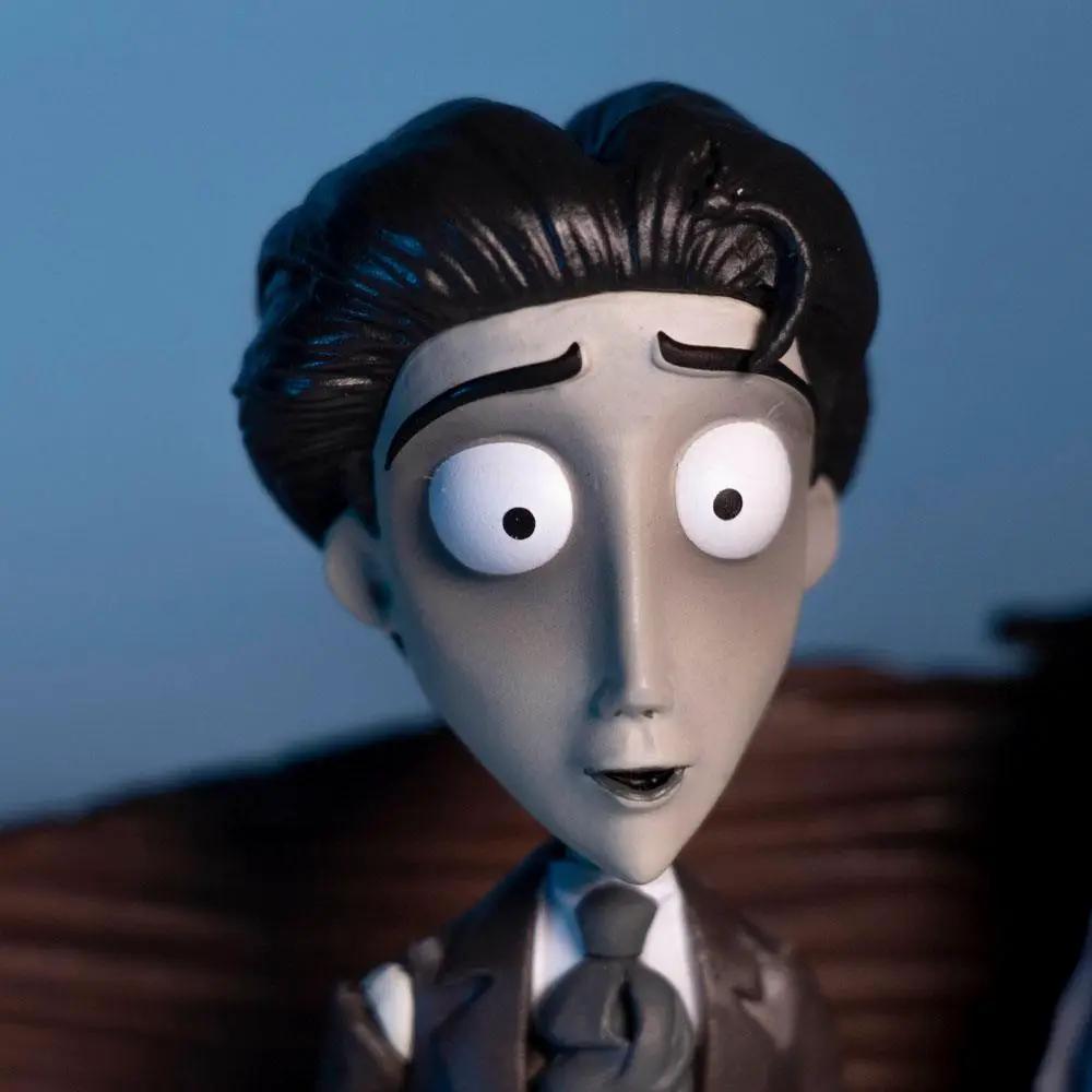 Figura de Victor Van Dort de La Novia Cadáver, SD TOYS 1/10; rostro pálido, cabello negro y traje gris
