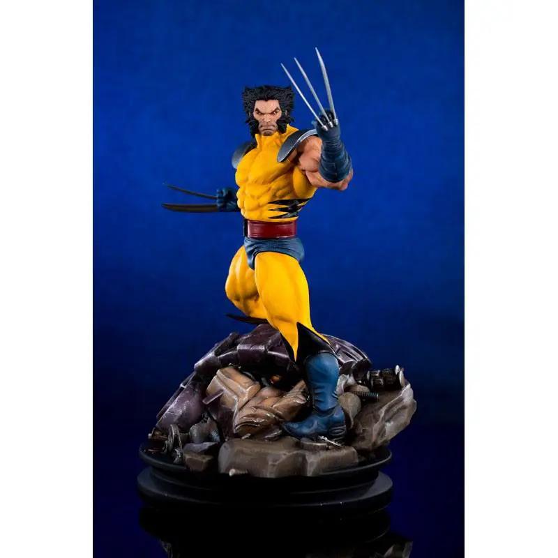 PrototypeZ Wolverine 1/6-scale action figure by SEMIC DISTRIBUTION, yellow suit, claws extended on rocky base