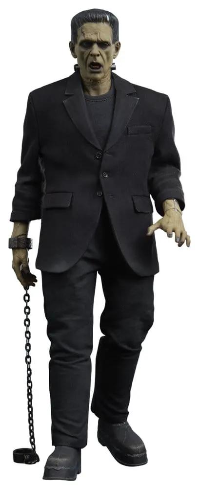 Frankenstein 1/6 scale action figure by Sideshow Collectibles, Deluxe Plus Edition, 33 cm tall, black suit with chain