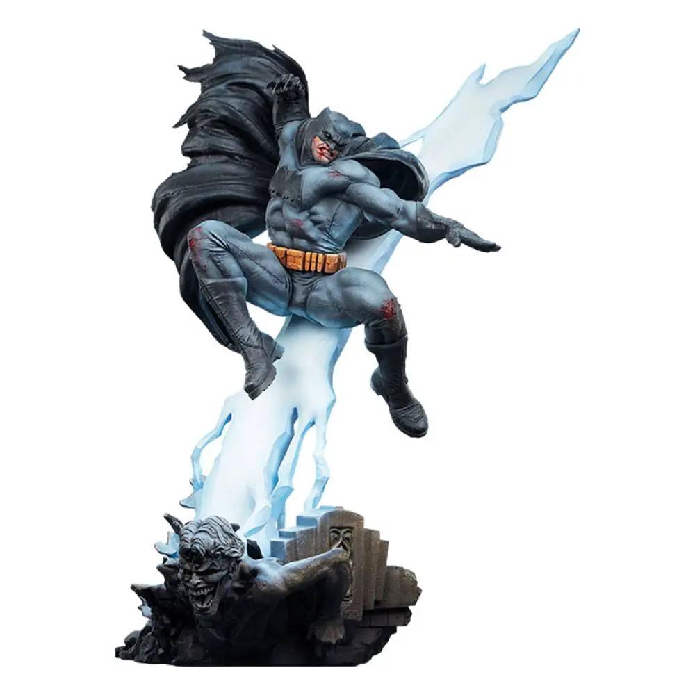Estatua premium de Batman The Dark Knight Returns, 80 cm, de SIDESHOW COLLECTIBLES, con capa negra y base de criatura.