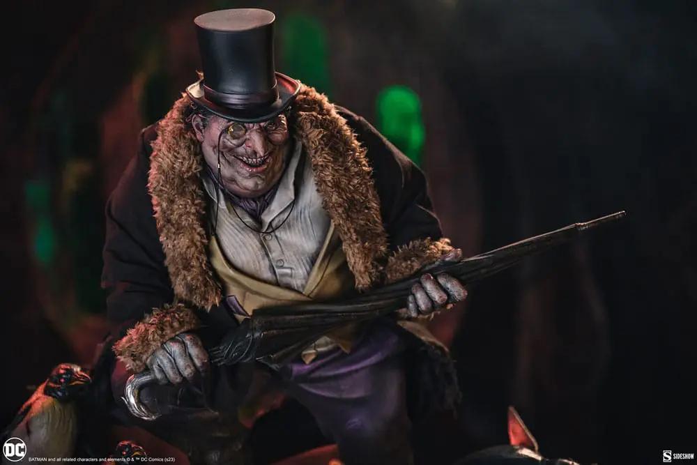 Estatua premium DC Comics The Penguin por SIDESHOW COLLECTIBLES, 51 cm, figura con sombrero y abrigo de pelo.