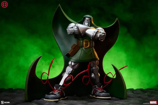 Dr. Doom 25 cm statue by Sideshow Collectibles, Marvel designer collectible with green cape and silver armor