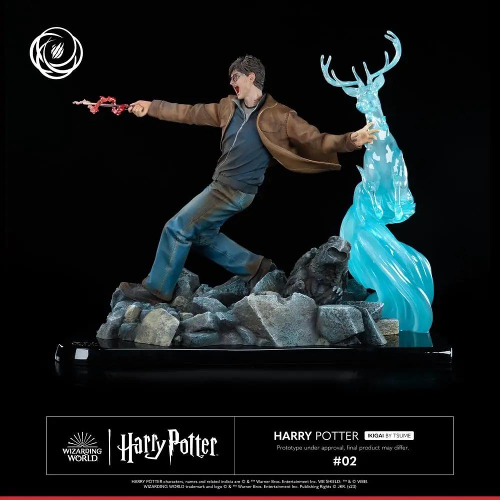Figura de acción Harry Potter 1/6 IKIGAI TSUME, Harry con varita y un Patronus azul, base de rocas