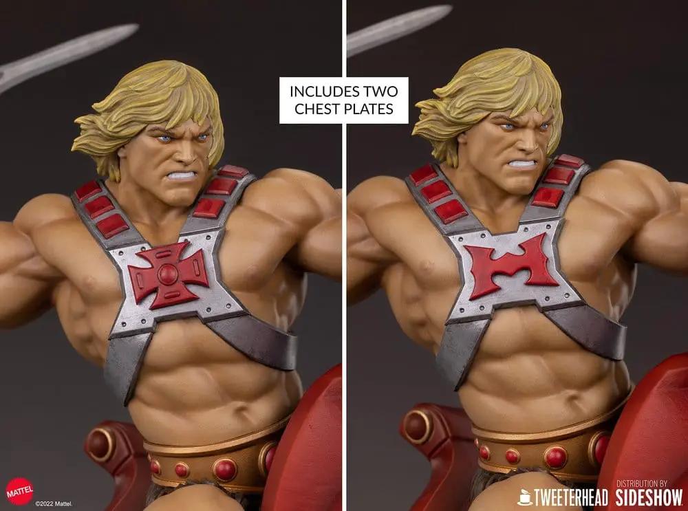 Masters of the Universe He-Man 1/4 scale statue by Tweeterhead, 76 cm tall, includes two chest plates.