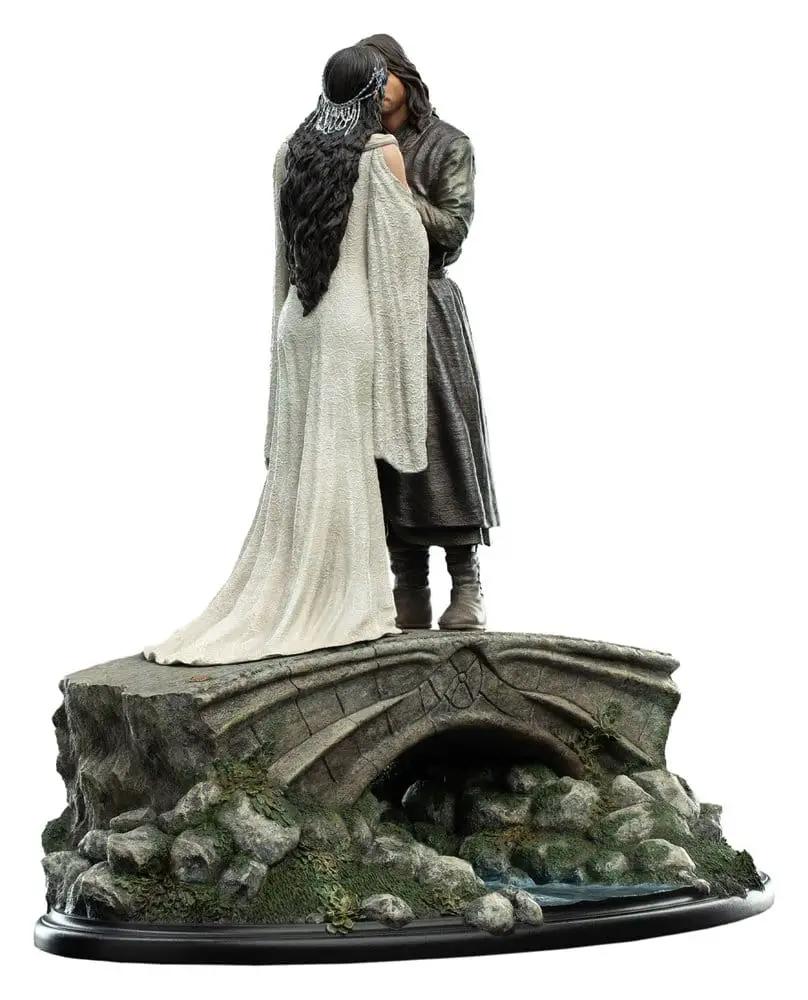 Estatua de Aragorn y Arwen, El Señor de los Anillos, 24 cm, WETA COLLECTABLES, sobre base rocosa